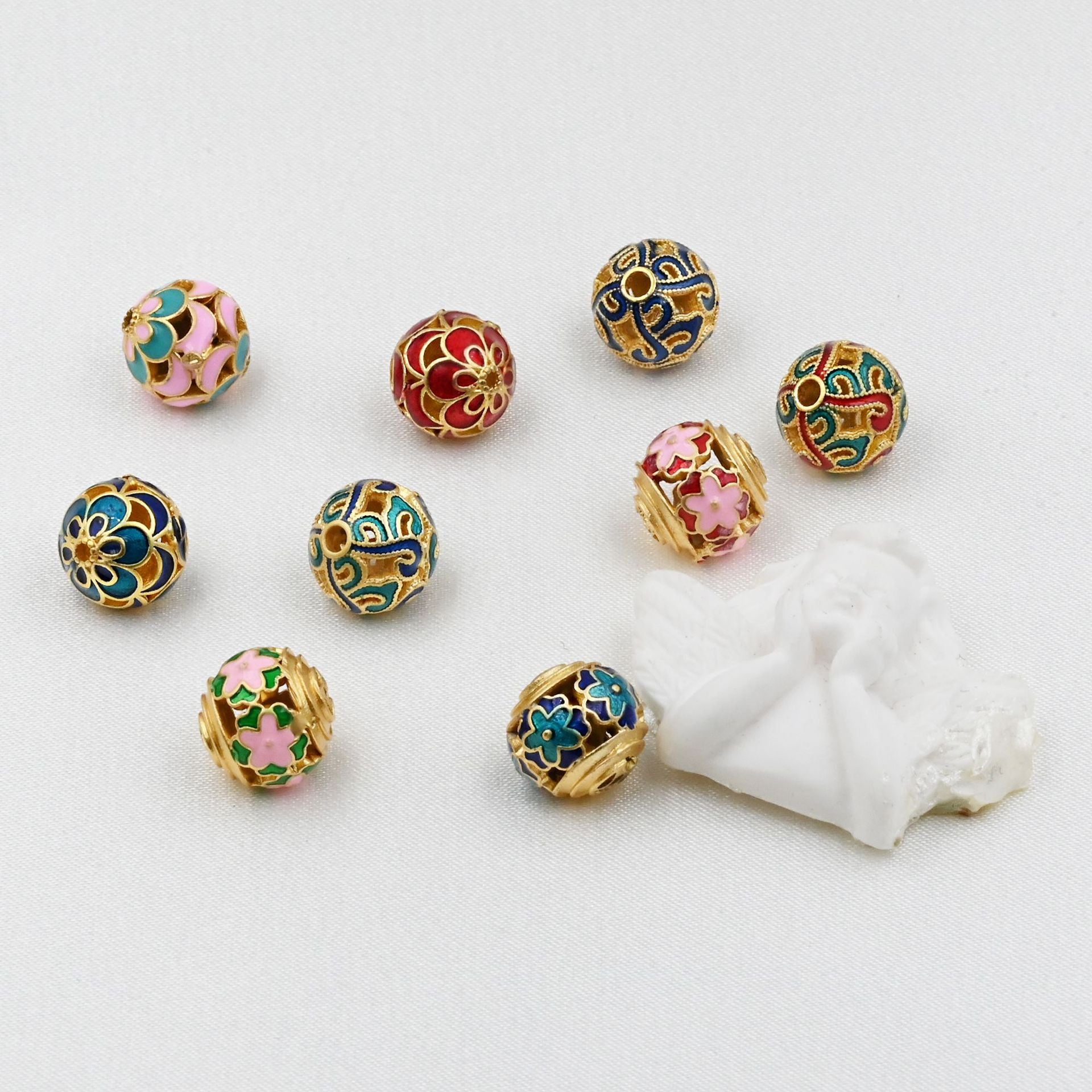 Mayorista de 5 piezas/transmisión de paquetes Enamelo Hollow Drip Aceite Accesorios Peedy Beads de aleación